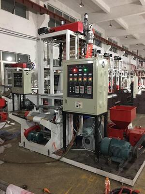 قطر پیچ 55mm 2 یا 65mm 2mm فیلم Extruder ماشین کل قدرت 11-21kw Extrusioncapacity 100 تا 500 کیلوگرم در ساعت برای فیلم پلاستیکی Extrusion